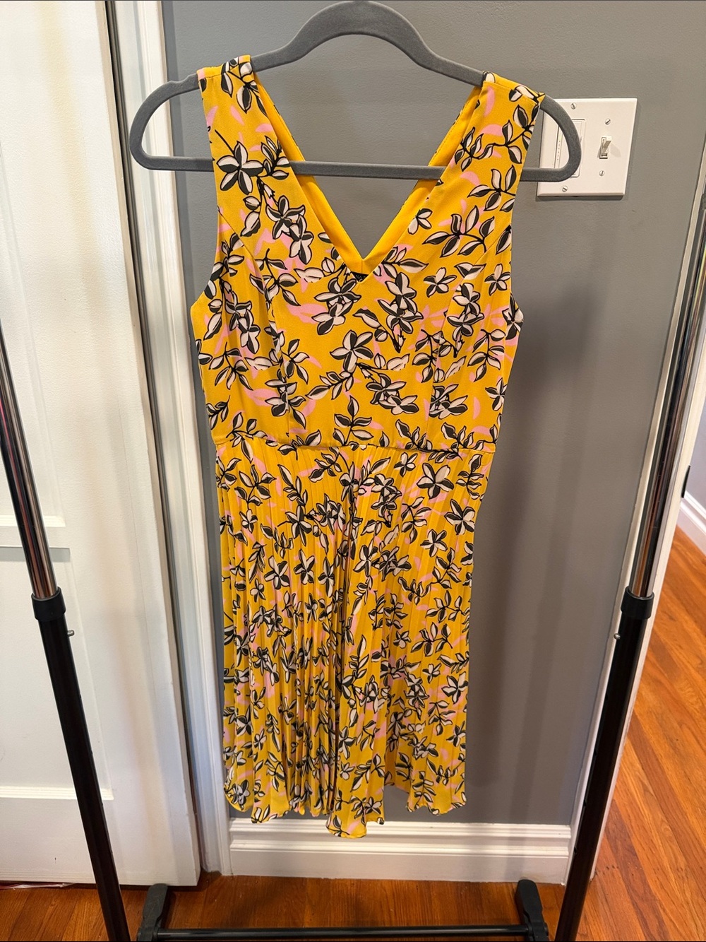 Banana Republic Yellow Floral V-Neck Midi Dress